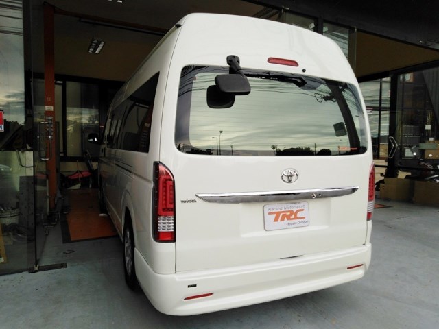 ไฟท้าย HIACE 2005-2010 FIBER LIGHTBAR LED RED Style JP